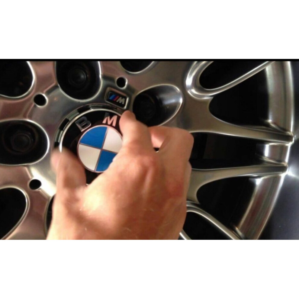 4 x BMW WHEEL CENTRE CAPS 68MM 10 PIN CLIP FITS 1,3,5,7 Series E90 E34 ...