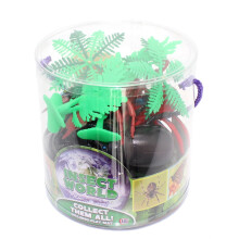 Insect World Tub of 5 Insects - Creepy Crawly Insects Children's Toy With Play Mat and accessories