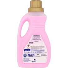 Woolite Laundry Detergent Liquid, Delicates, Hand and Machine Wash - 4 Bottles x 750 ml (3000ml)