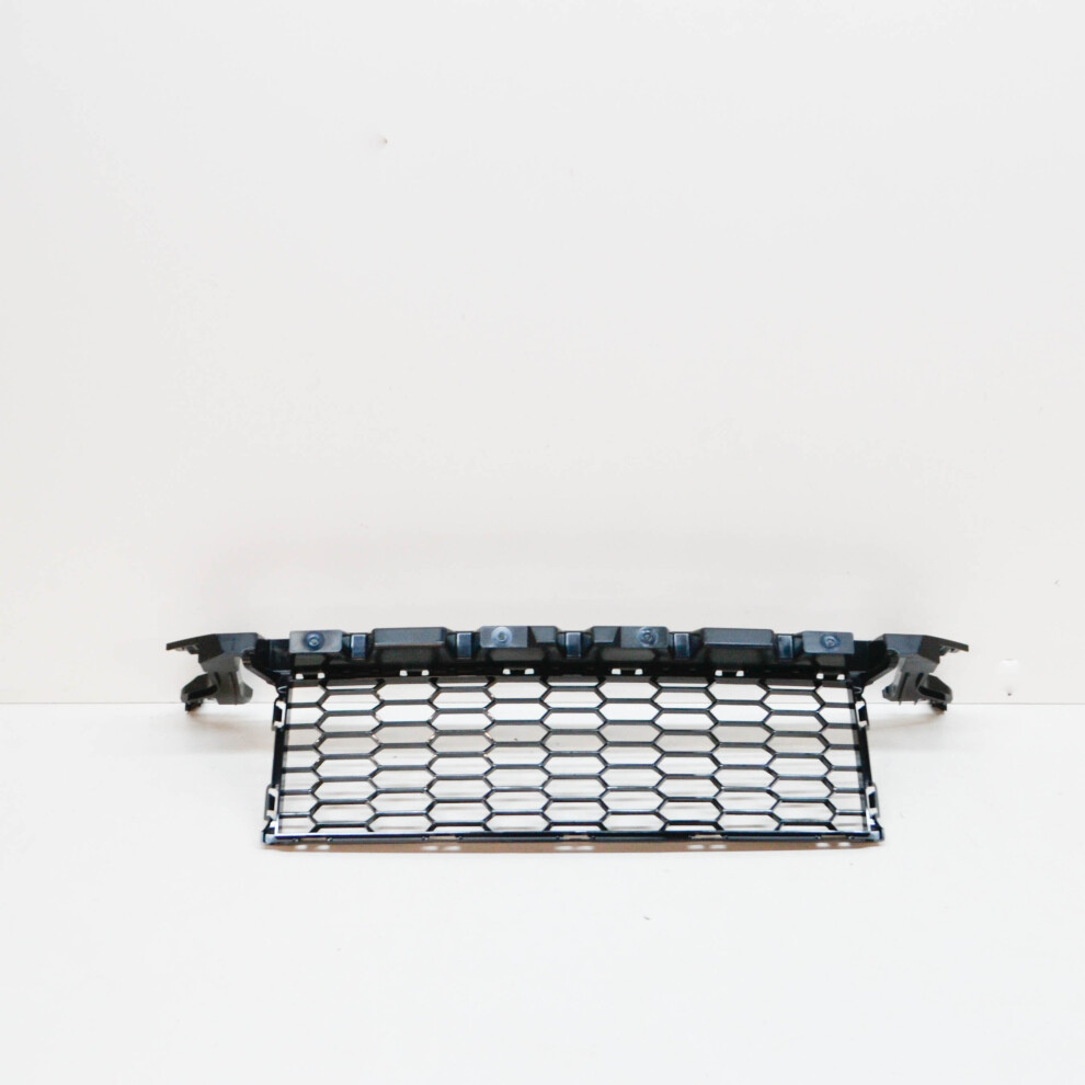 BMW X4 F98 Front Center Bumper Lower Grille 8082773 51118082773 