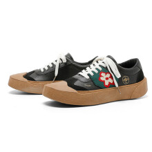 Retro Embroidered Canvas Shoes Men Casual Vulcanized Shoes Men Platform Sneakers Harajuku Mens Canvas Sneakers Espadrilles