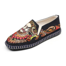 Men Canvas Embroidered Slip On Loafers Breathable Light Driving Shoes Casual Sneakers Cotton Fabric Flat Espadrilles