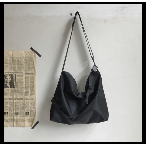 Single on sale shoulder bag