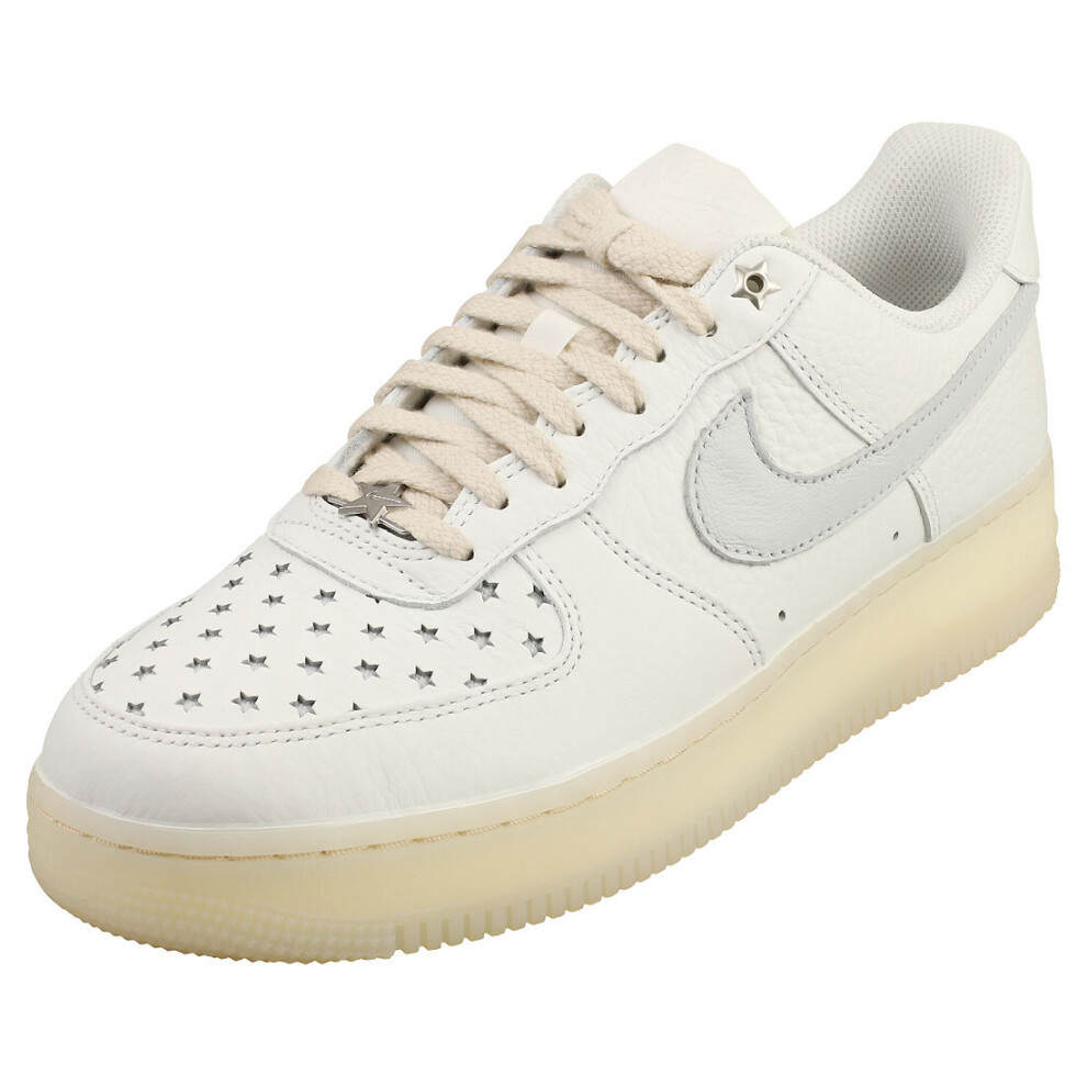 (9) Nike Air Force 1 07 Womens Fashion Trainers in Summit White Platinum