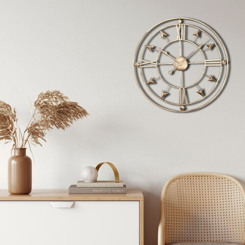 Living And Home 60CM Large Gold Metal Roman Numerals Wall Clock 1