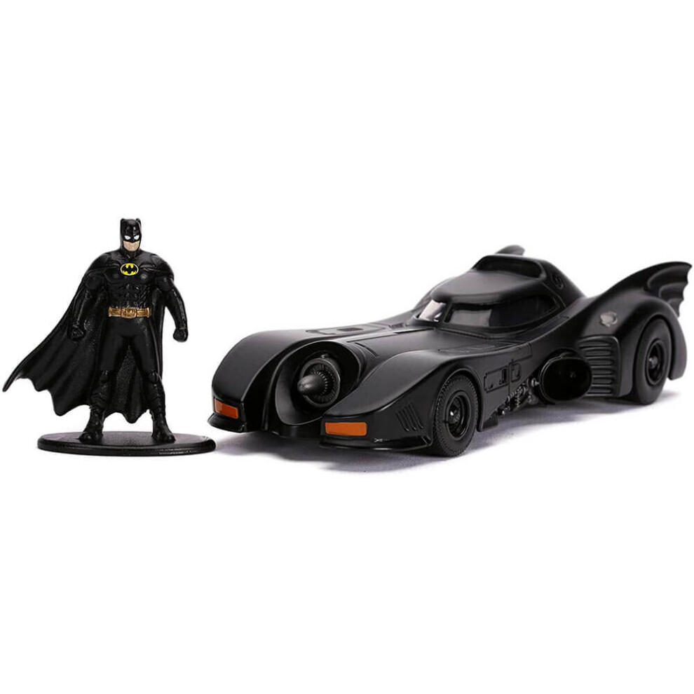 Jada 1989 Batmobile With Diecast Batman Figurine \Batman\" (1989) Movie \"Dc Comics\" \"Hollywood Rides\" Series 1/32 Diecast Model Car By Jada"