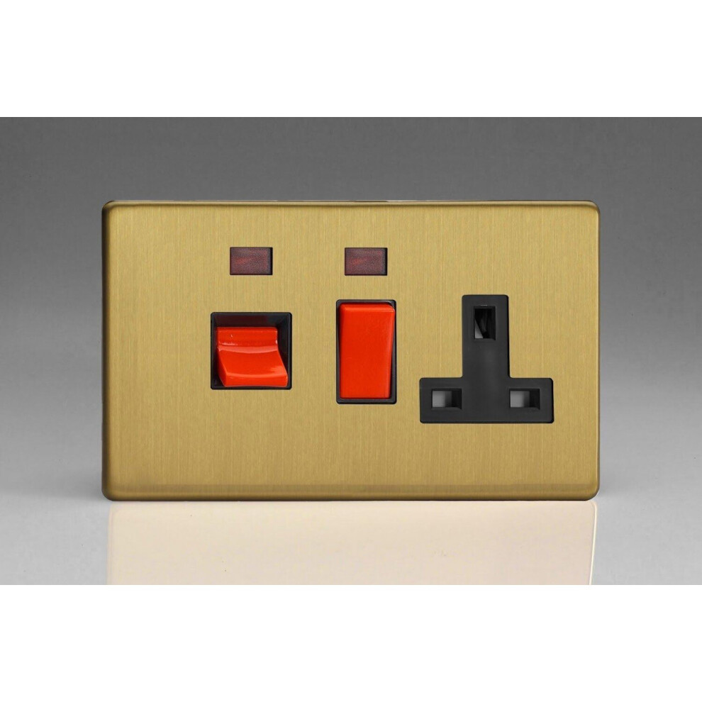 Varilight 45A Cooker Switch With Neon & Rocker Double Pole Switched Socket 5021575761054