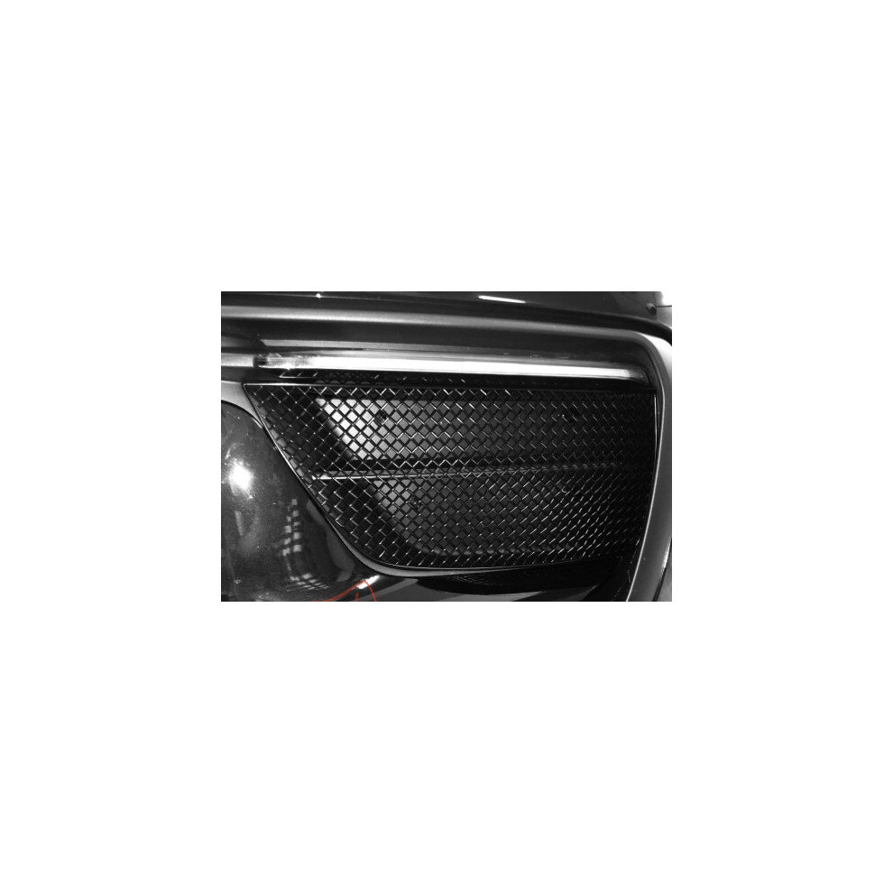 Porsche Macan Base 2021 Facelift / 2022 - Outer Grille Set (2021 To ) 5060468076462