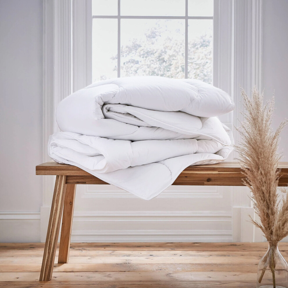Yorkshire Bedding (2.5 Tog, King: 230 Cm X 220 Cm) Anti Allergic Duvet Quilt Summer Duvet Bedding Tog 2.5, 4.5, 7.5 White