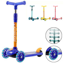 Height Adjustable Folding Kids Scooter For 2-9 Years Old Children Foot Scooter with Flashing Wheels Foldable Scooter Walker