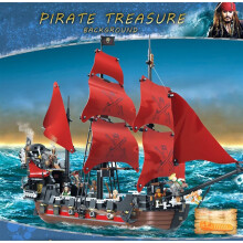 (Queen Anne) Pirates of the Caribbean Ship Black Pearl Queen Anne Building Blocks Assembled Toy Model