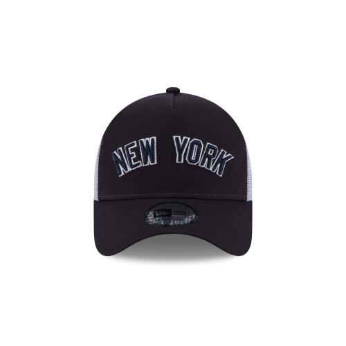 New Era New Era Mens Team Script Trucker Snapback Cap ~ New York Yankees navy 2