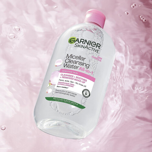 Garnier Garnier SkinActive Micellar Cleansing Water, 700ml 1