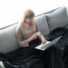 (Black, King: 200 cm x 240 cm) 310 GSM Blanket Fleece Single Double King Super King Size Bed Throw Sofa Mink Blanket