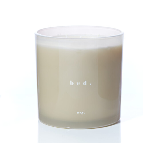 WXY. Classic King Size Candle - Bed 1