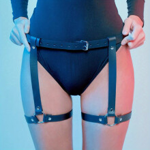 Adjustable Harness Leg Belt Womens Gothic Punk Rivet PU Leather Thigh Belt Hollow Garter Belt