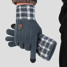 A Pair Of Classic Autumn And Winter Touch Screen Plush Warm Gloves And Mittens