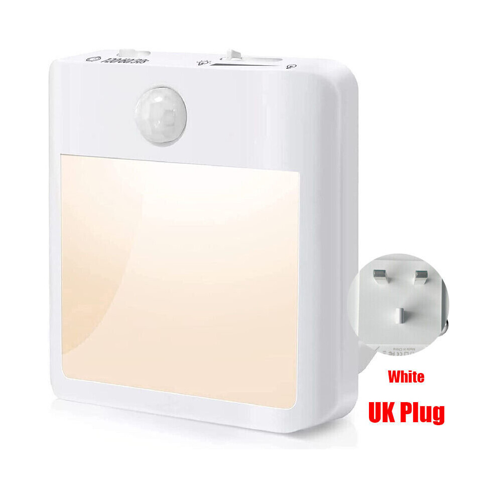 (  White) Plug In PIR Motion Sensor Hallway Socket LED Home White/Yellow Night Light Safe
