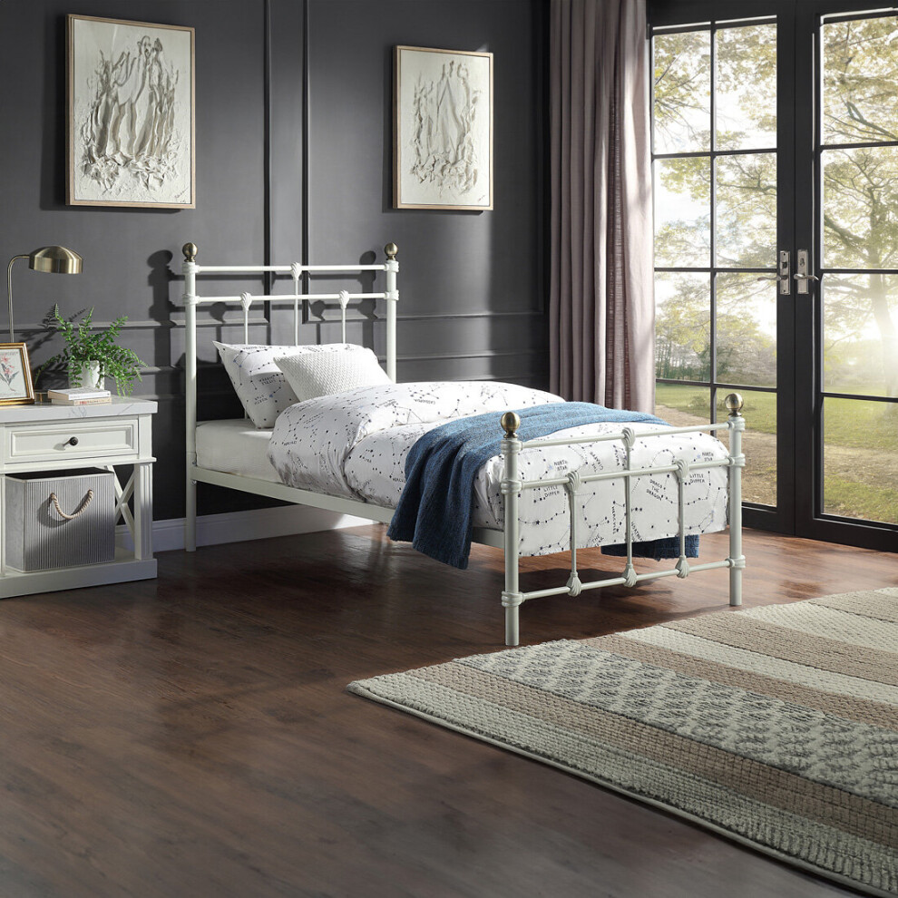 Slumberworx (Single 90 X 190Cm, 25Cm Deep Pocket Spring Memory Foam Mattress) Bayford White Traditional Metal Bed Frame