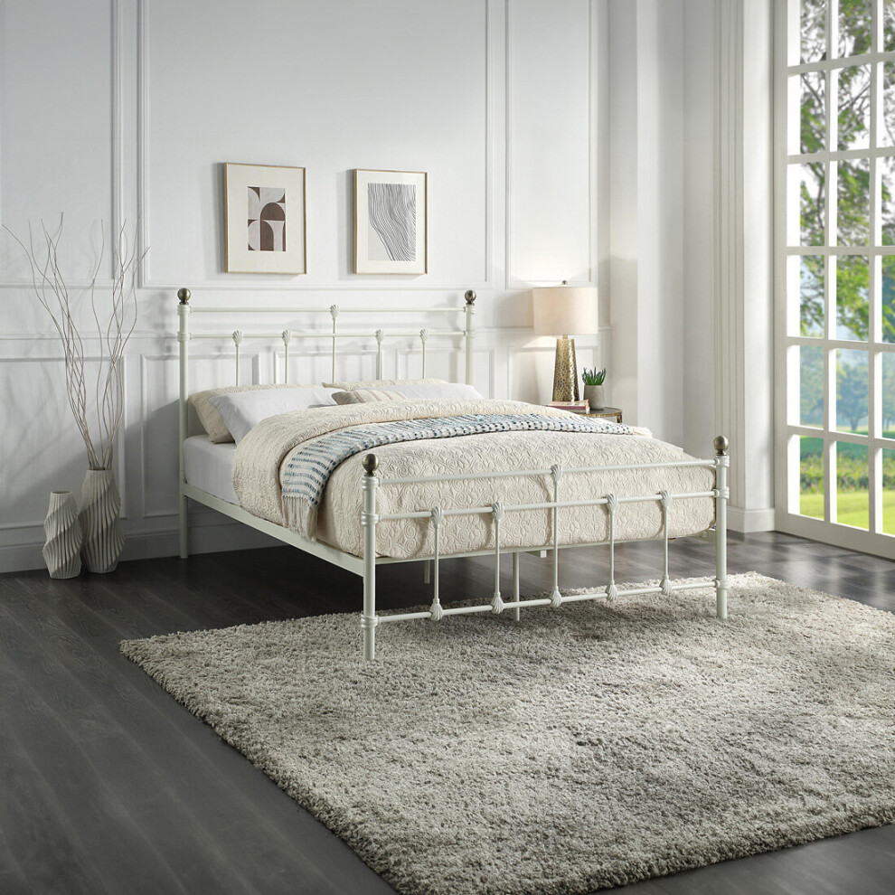 (King Size 150 x 200cm, 15cm Deep Comfort Foam Mattress) BAYFORD WHITE TRADITIONAL METAL BED FRAME