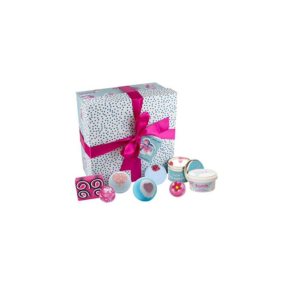 Pamper Hamper Handmade Bath, Body & Home Fragrance Supersize Gift Pack in Reusable Box, Contains 8-Pieces, 720g