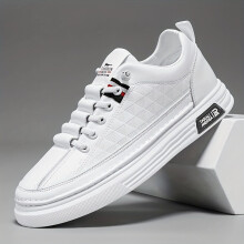 Mens Lace up Sneakers PU Leather Upper Skate Shoes With Good Traction Breathable