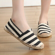 Striped Pattern Breathable Espadrille Flat Shoes Closed Toe Plaited Fiber Rubber Sole Canvas Shoes Womens Footwear