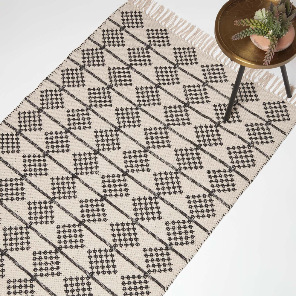Homescapes (90 X 150 Cm) Adana Handwoven Monochrome Cotton Textured Rug, 90 X 150 Cm Black