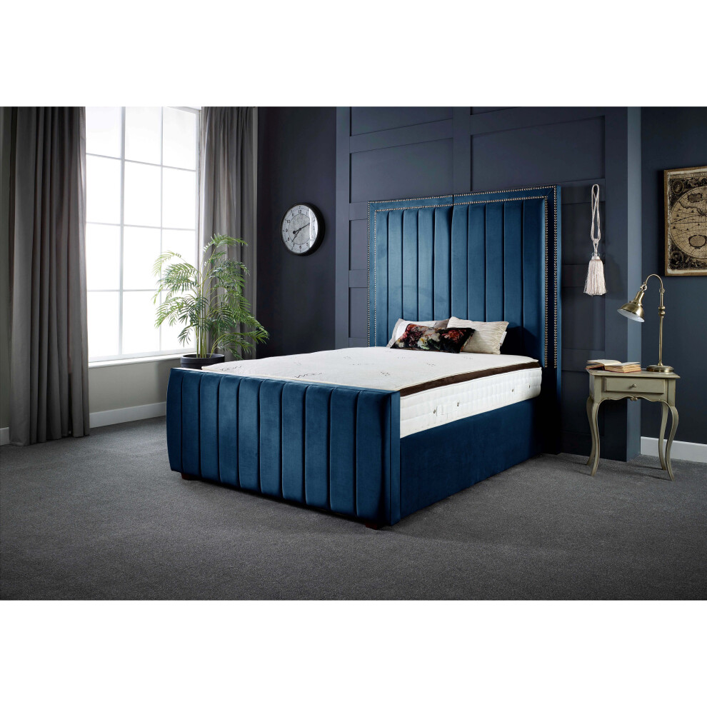 (4FT6 DOUBLE) DS Living Milly Blue Velvet Panel Bed Frame