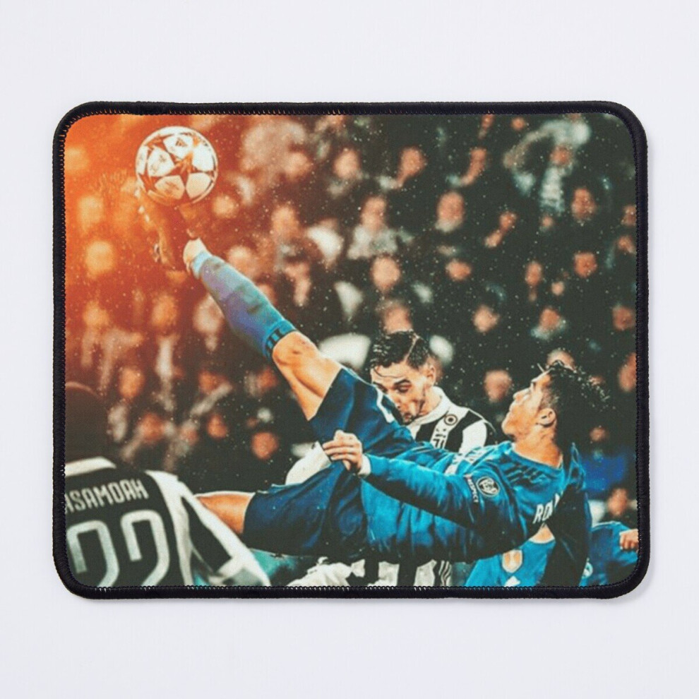 Mouse Pad Ronaldo Bicycle Kick Skills Greatest, Ronaldo Gifts, Ronaldo , Ronaldo 11.8 x 9.8 inch Computer Mat Gaming Office Mousepad