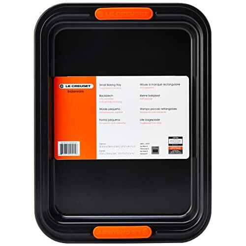 Le Creuset Non-Stick Carbon Steel Small Rectangular Baking Tray, 32.2 x 24 x 2.58 cm, Matte Black, 94103433000000 1