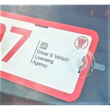 - EXTRA LARGE TRADE PLATE HOLDERS INDIVIDUAL 1 VEHICLE SET PACK WITH EASY RELEASE TABS - FRONT AND REAR PLATES