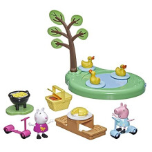 Coffret de jeu Peppa's Adventures Peppa's Picnic, jouet pr scolaire avec 2 figurines et 8 accessoires, partir de 3 ans, multicolore (F2516)