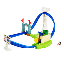 Hot Wheels Mario Kart Circuit Slam Track Set with Mario Kart Vehicle, Video Game-Inspired Playset for Kids & Fans 3 Years & Older