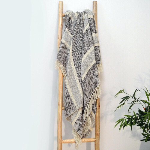 (Grey, 150 x 200cm) Savannah Herringbone Throw Blanket - 100% Recycled