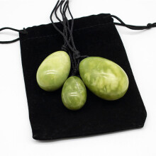 (a-Egg Wand Hei Bag) Jade Drilled Eggs Women's Yoni Eggs Massage Stones Healing Crystal Healing Exercise Eggs for Kegel Exercise Train Pelvic Muscles
