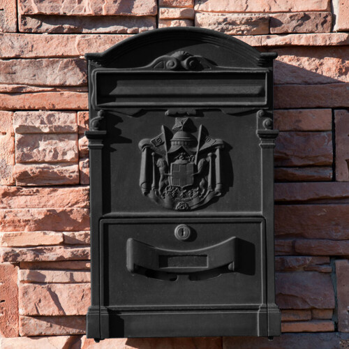 Living And Home Antique Style Lockable Aluminum Letter Box