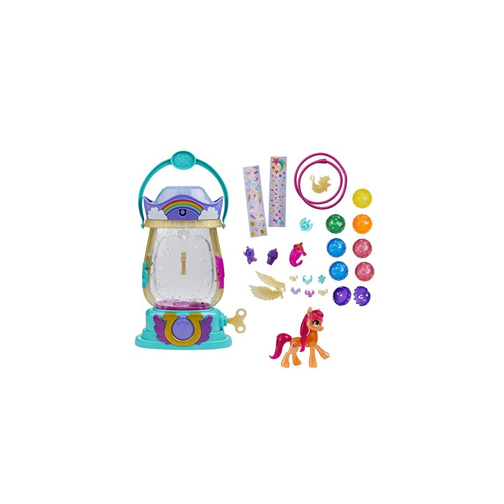 My Little Pony: A New Generation Movie Sparkle Reveal Lantern Sunny Starscout - Light Up Toy with 25 Pieces, Surprises Multicolor