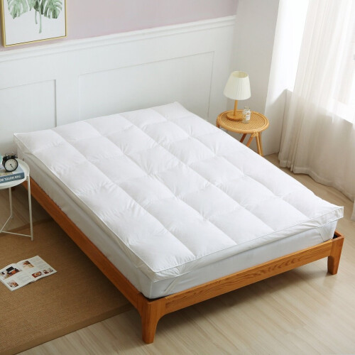 (Small Double 4FT ) Hotel Quality Duck Feather & Down 7cm Mattress Topper