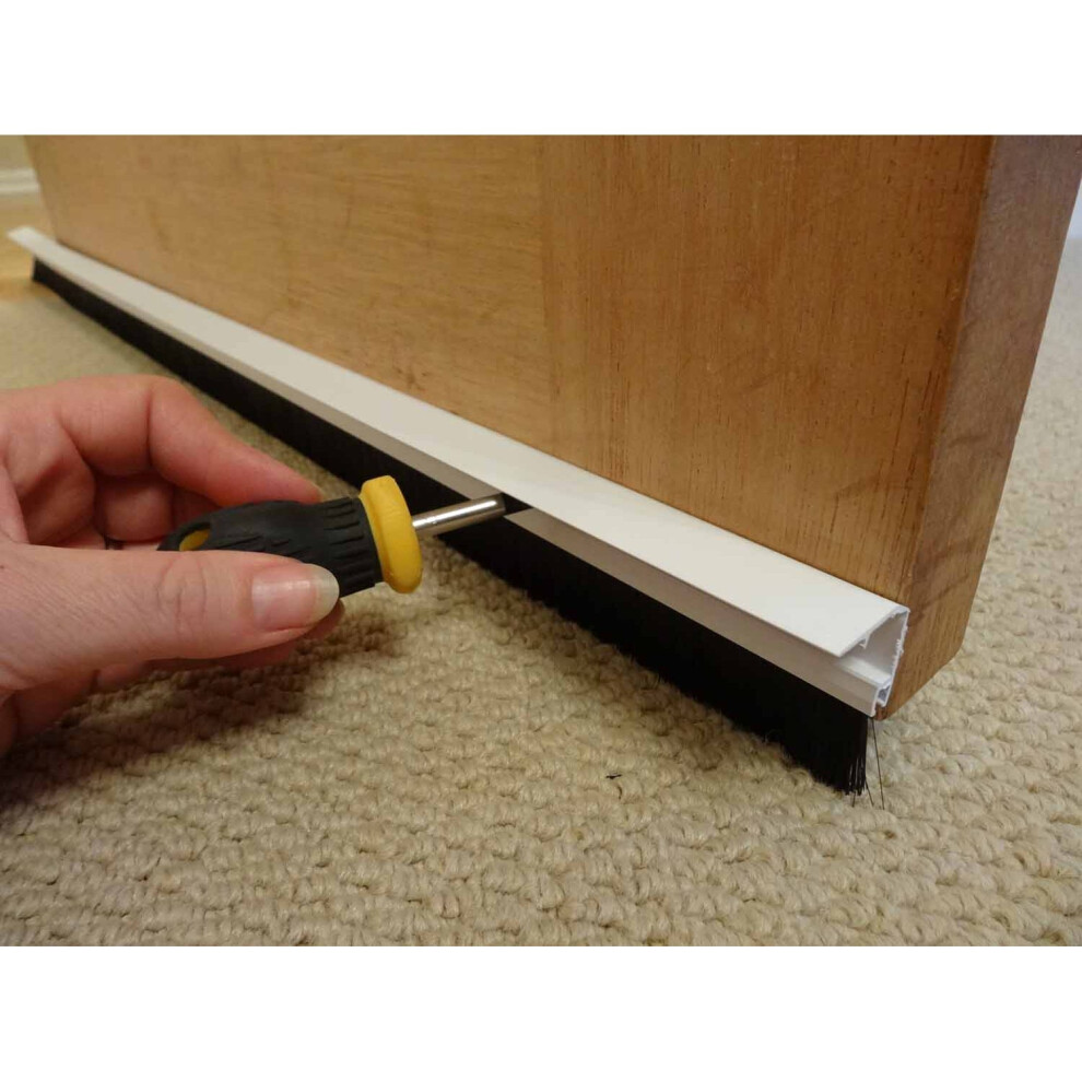 (1 Pack) Stormguard 02Sr0720838w Bottom Of The Door Brush Strip Draught Excluder 838Mm (2'9") White With Cover To Conseal Screws 664404706021
