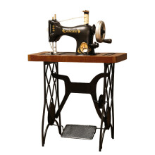 Vintage Iron Sewing Machine Model Clothing Shop Window Crafts