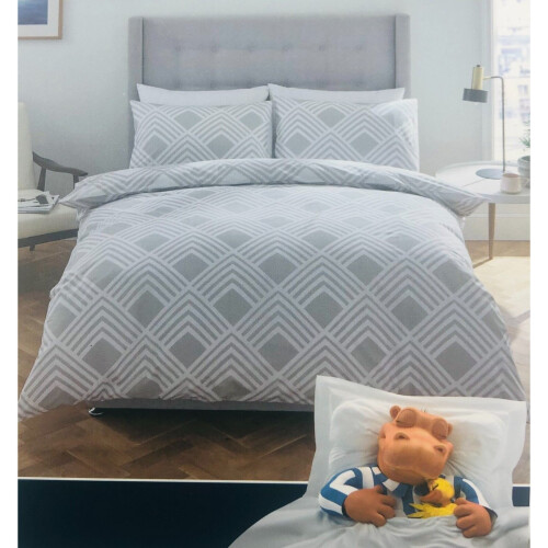 Silentnight Supersoft Collection White Duvet Cover Set. Supersoft