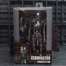 T800 Endoskeleton s plazmovou puškou 7" akčná figúrka Nová v krabici