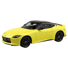 Nissan Fairlady Z RZ34 Car Model (Ikazuchi Yellow)