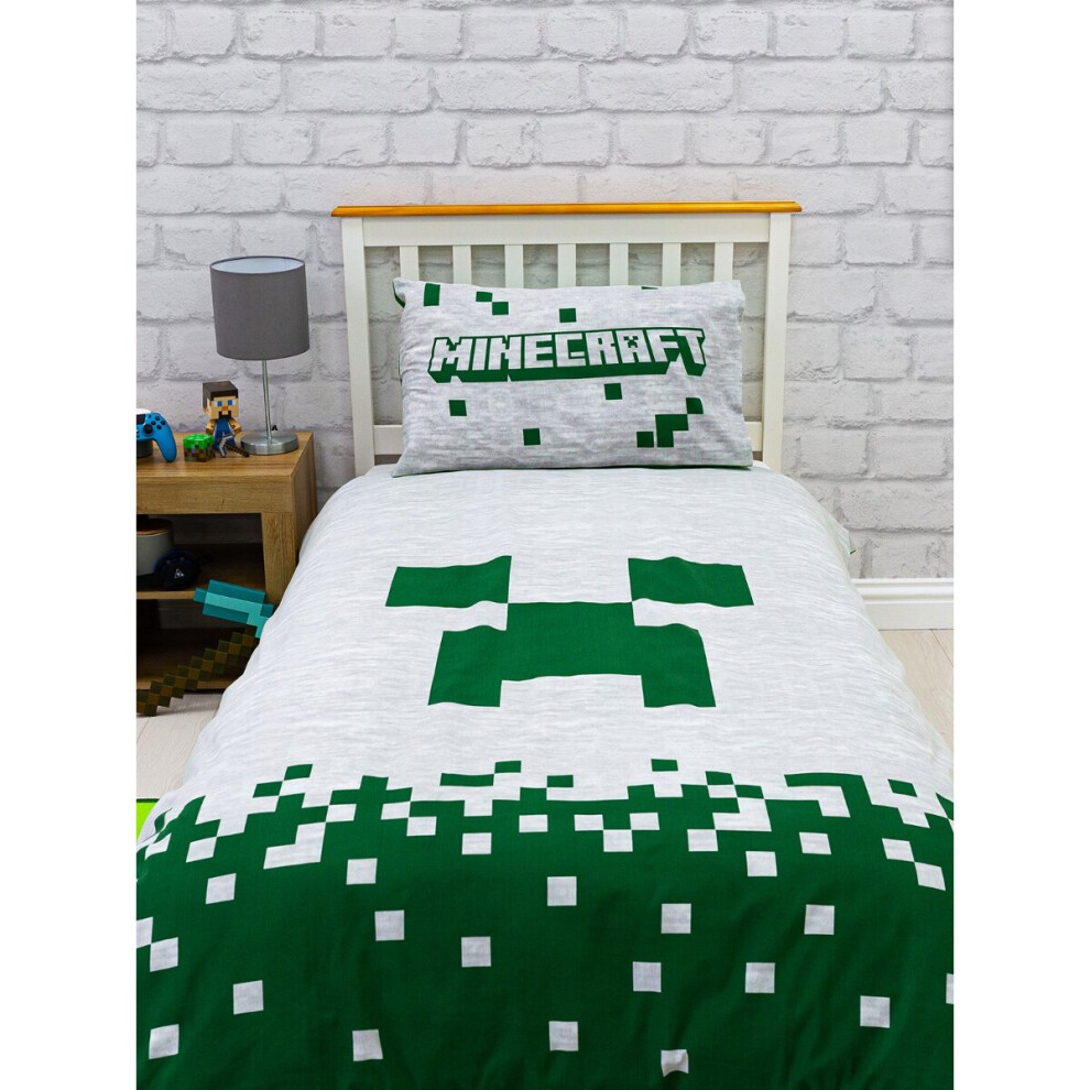 Minecraft Pixels Single Duvet Cover and Pillowcase Set