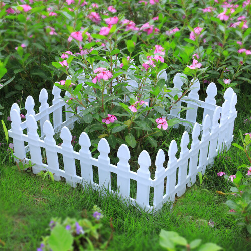Living And Home Set of 4 Plastic Picket Garden Fence Path Border