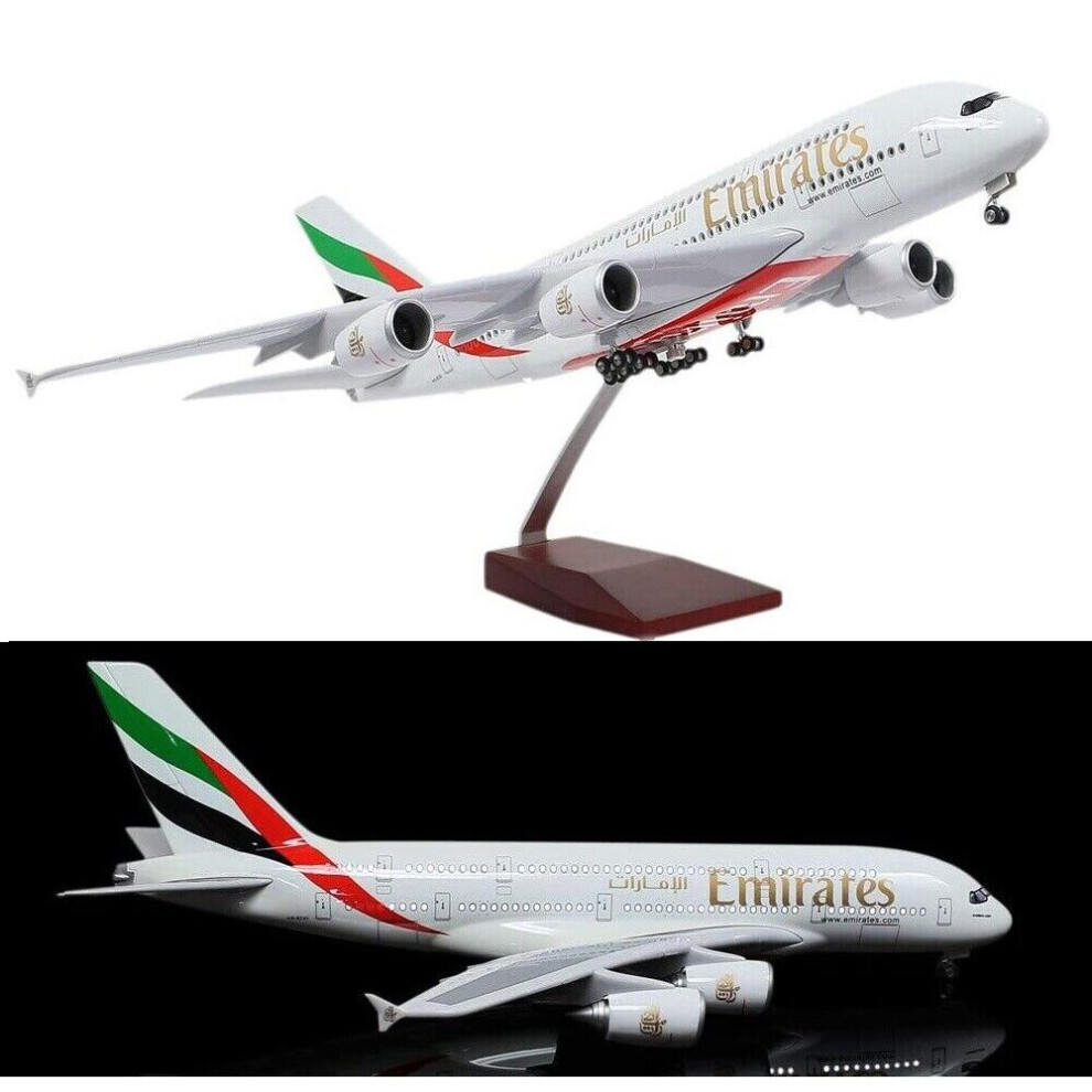(Emirates A380 Led &Wheels) 1:160 Emirates Airways A380 Plane Model / Led & Wheel Aircraft Model Gift Light