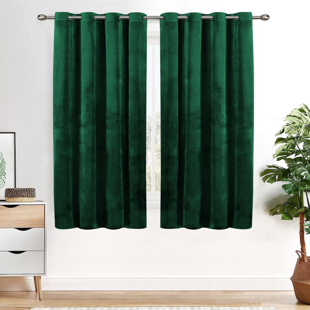 (66" width x 54" drop - 168cm width x 137cm drop., Green) Eyelet Ring Top Curtains Velvet Lined Curtain Pair