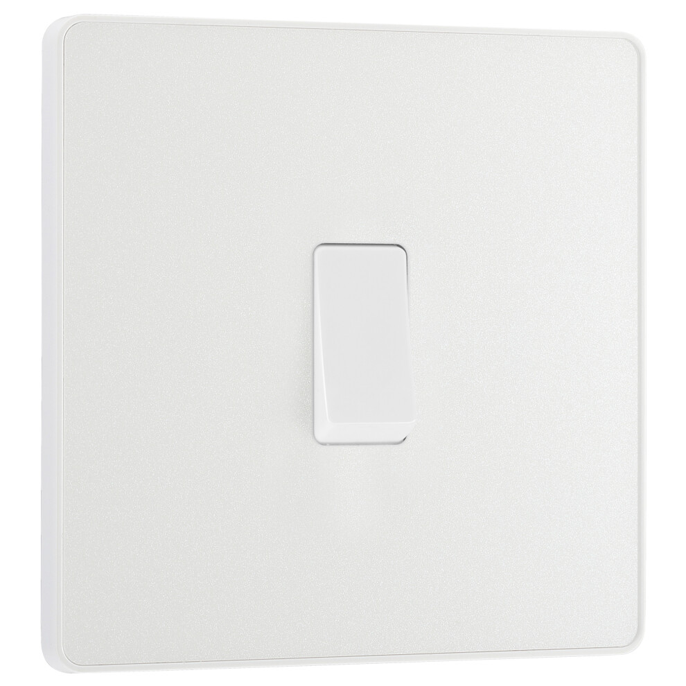 Bg Nexus White/Light Bg Evolve Pearl Single Intermediate Switch 20A 16Ax - Pcdcl13w