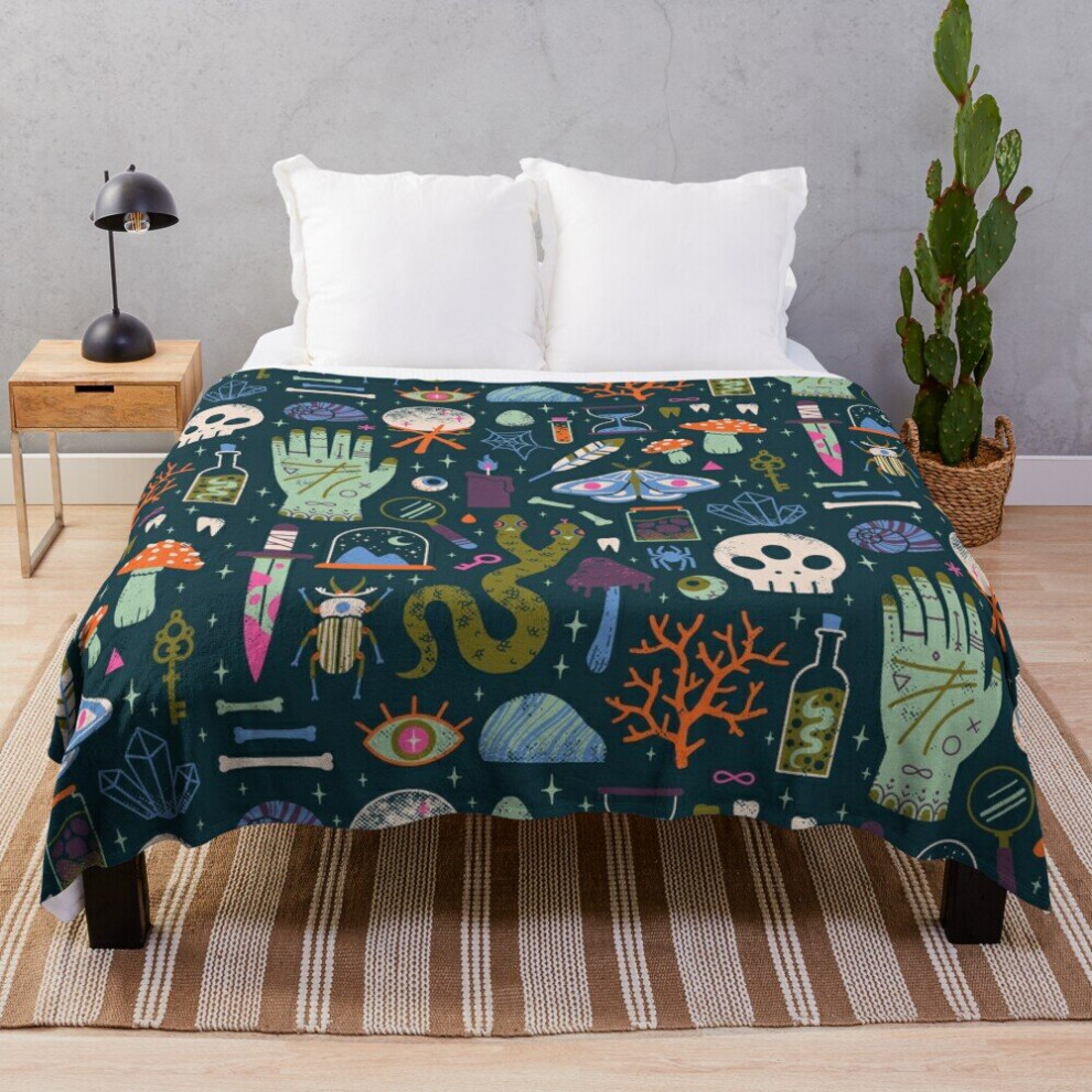 Fleece Throw Blanket Curiosities for Sofa Couch Kids 60 x 50 Inches-image-OPC-PCF5CSM-NEW